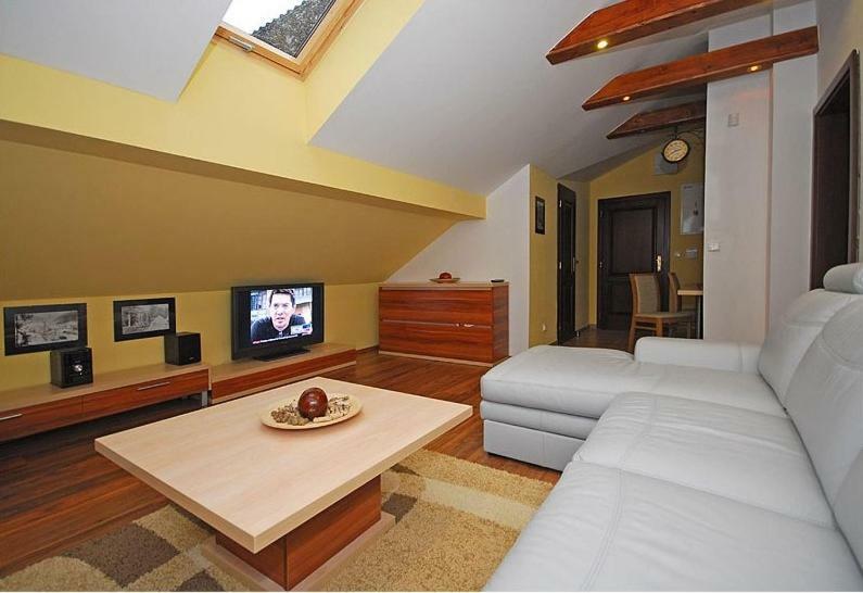 Apartman Pri Jazere ルジョムベロク エクステリア 写真